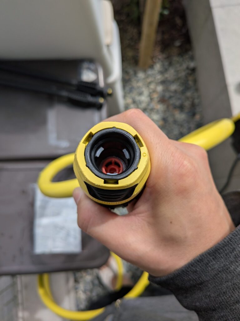 水道ホース接続前チェック