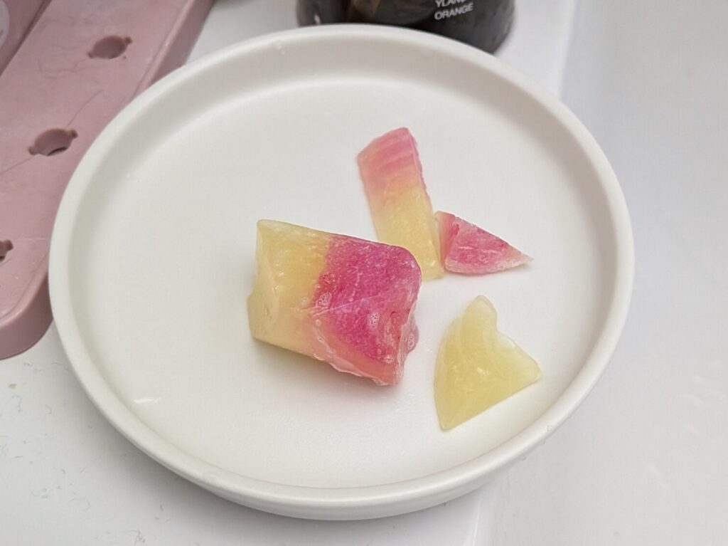 カット